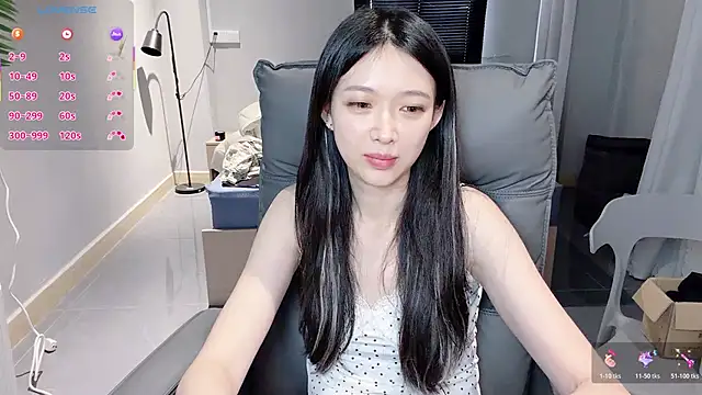 NiNi-baby520 online show from December 5, 2025, 7:17 am