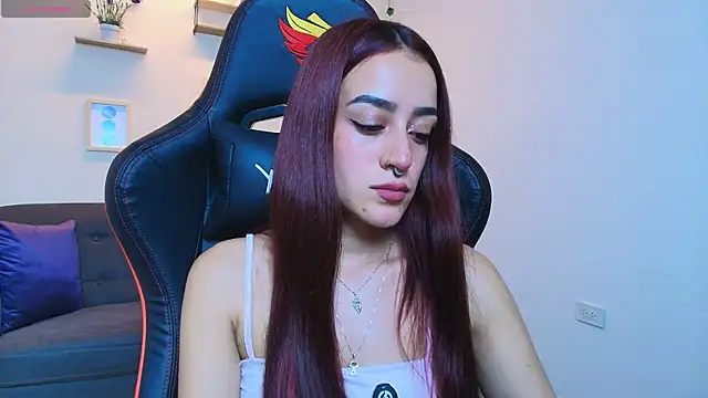 ViolethRosse online show from December 1, 2025, 7:52 pm