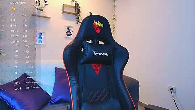 Snapshot of ViolethRosse chatting on March 3, 2026, 1:23 am ViolethRosse online show from March 3, 2026, 1:23 am