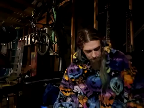 thejuicybacon online show from November 14, 2025, 8:46 am