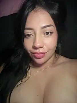 MissCat  online show from May 27, 2026, 12:18 am