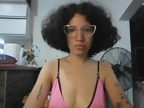 Snapshot of loliporomero chatting on October 4, 2025, 7:56 pm loliporomero online show from October 4, 2025, 7:56 pm