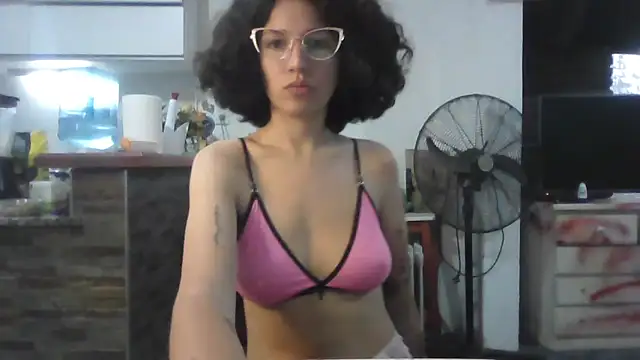 Snapshot of loliporomero chatting on October 27, 2025, 2:48 am loliporomero online show from October 27, 2025, 2:48 am