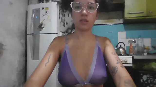 loliporomero online show from February 20, 2026, 1:02 am