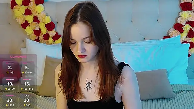 MichelleRoux online show from February 16, 2026, 7:54 pm