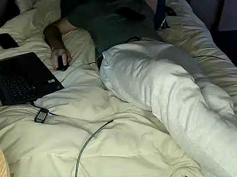 Snapshot of bul_boy chatting on February 25, 2026, 7:56 pm bul boy online show from February 25, 2026, 7:56 pm