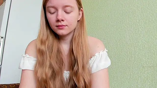 Snapshot of Eva_yamioka chatting on September 14, 2025, 6:34 am Eva yamioka online show from September 14, 2025, 6:34 am