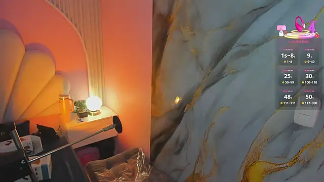 hinata dolly online show from April 3, 2026, 11:08 am