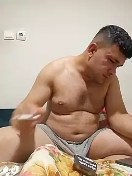 Snapshot of nihattttttttttttttt chatting on November 9, 2025, 9:35 pm nihattttttttttttttt online show from November 9, 2025, 9:35 pm