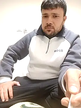 nihattttttttttttttt online show from November 30, 2025, 8:46 pm