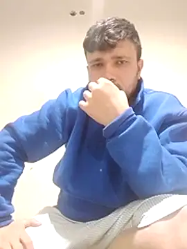 Snapshot of nihattttttttttttttt chatting on March 4, 2026, 5:52 pm nihattttttttttttttt online show from March 4, 2026, 5:52 pm