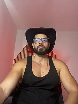 Snapshot of magnumchris chatting on February 14, 2026, 8:27 pm magnumchris online show from February 14, 2026, 8:27 pm