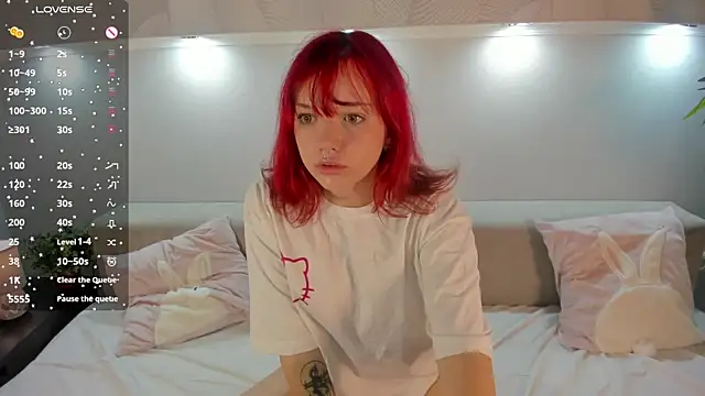 Snapshot of Molly_Platt chatting on September 21, 2025, 8:16 am Molly Platt online show from September 21, 2025, 8:16 am