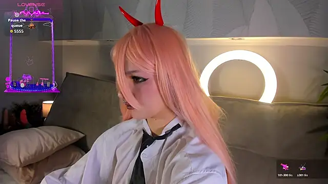 Snapshot of Molly_Platt chatting on November 6, 2025, 9:21 am Molly Platt online show from November 6, 2025, 9:21 am