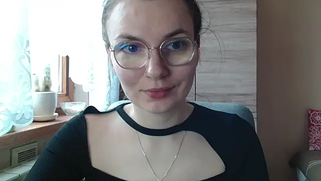 LooveELLYx online show from March 16, 2026, 7:34 am