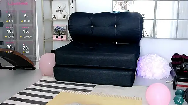 SarahRaynex online show from April 16, 2026, 11:11 am