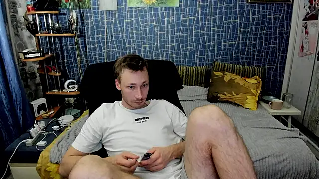 CuteBoy228 online show from March 18, 2026, 6:33 pm