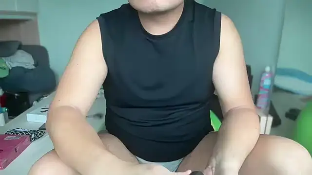 Snapshot of this_is_77 chatting on September 21, 2025, 6:37 am this is 77 online show from September 21, 2025, 6:37 am