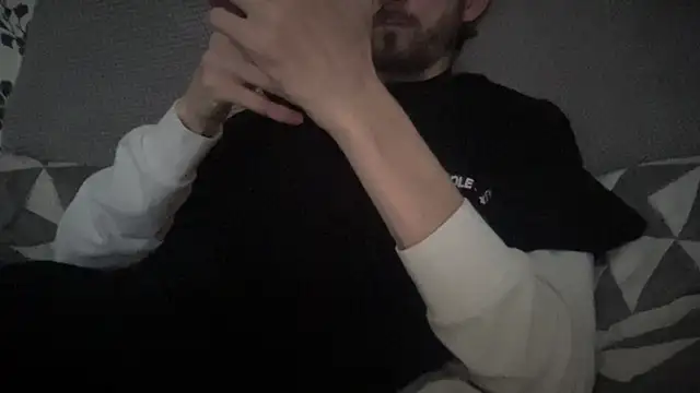 Snapshot of Big8inchUncutCock chatting on April 5, 2026, 10:45 am Big8inchUncutCock online show from April 5, 2026, 10:45 am