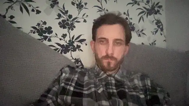 Big8inchUncutCock online show from May 19, 2026, 6:14 pm