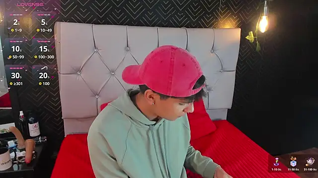 Thiago Kozak online show from November 1, 2025, 1:57 pm