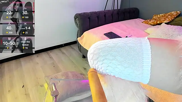 Snapshot of Abbyy_stone chatting on October 11, 2025, 8:18 pm Abbyy stone online show from October 11, 2025, 8:18 pm