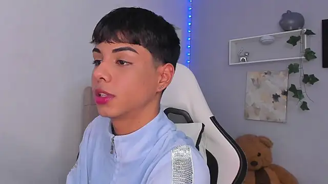 Thomas wil online show from November 1, 2025, 1:18 am