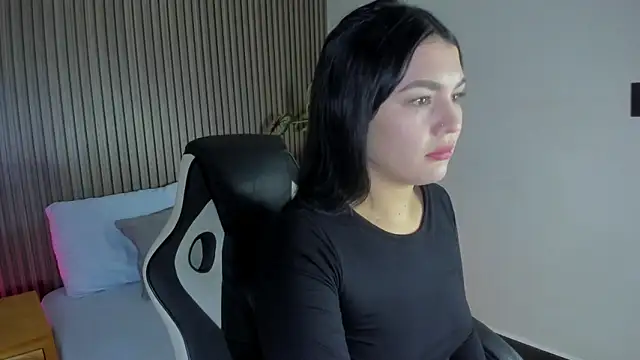 Snapshot of cristina_gallardo chatting on February 28, 2026, 2:23 am cristina gallardo online show from February 28, 2026, 2:23 am