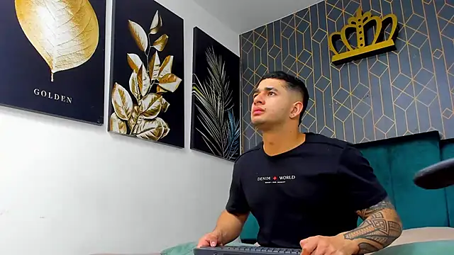 king falconer online show from October 8, 2025, 12:08 am