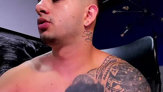 king falconer online show from December 14, 2025, 1:44 am