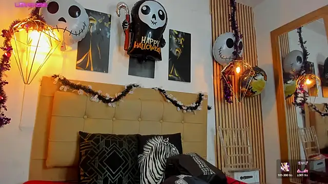 alesziarose online show from October 27, 2025, 7:40 pm