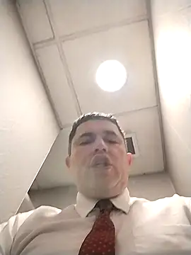 BigCristh79 online show from April 13, 2026, 12:05 am