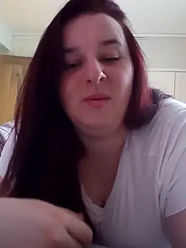 Snapshot of Curvaceouscarla chatting on November 12, 2025, 2:17 pm Curvaceouscarla online show from November 12, 2025, 2:17 pm
