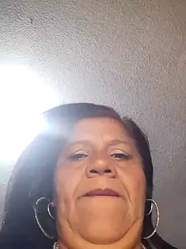 Snapshot of Freya_Fantasy chatting on October 9, 2025, 5:05 am Freya Fantasy online show from October 9, 2025, 5:05 am