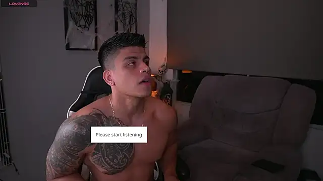 tyler muscle1 online show from October 11, 2025, 2:22 am