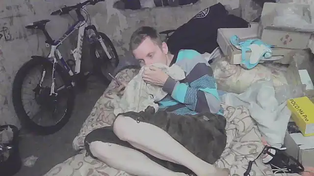 makarov1993 online show from October 8, 2025, 6:05 pm