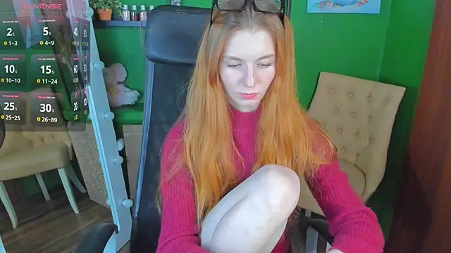 CarolinaGilbert online show from October 31, 2025, 7:53 am