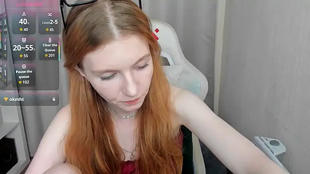 CarolinaGilbert online show from November 1, 2025, 9:55 am