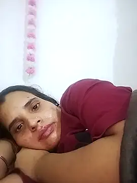 Snapshot of JHILMIL chatting on November 7, 2025, 4:51 pm JHILMIL online show from November 7, 2025, 4:51 pm