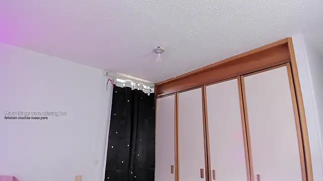 Londonttipton online show from October 3, 2025, 3:31 pm