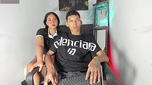 Snapshot of afrodita_n_ares chatting on November 23, 2025, 7:13 pm afrodita n ares online show from November 23, 2025, 7:13 pm