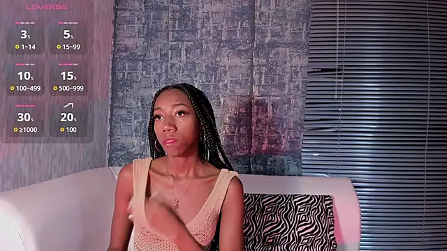 Snapshot of NathalyLeen chatting on October 14, 2025, 8:42 pm NathalyLeen online show from October 14, 2025, 8:42 pm