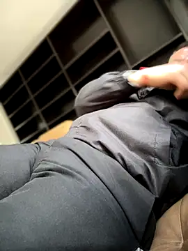 Manu0586 online show from September 14, 2025, 1:32 pm