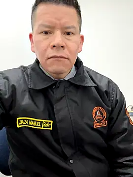 Manu0586 online show from October 11, 2025, 8:57 am