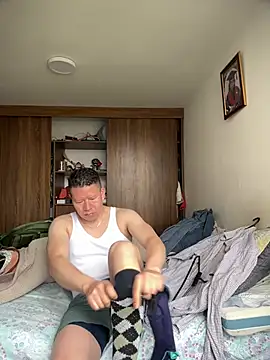 Manu0586 online show from May 15, 2026, 8:16 pm