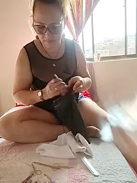 Cailinmilf online show from November 9, 2025, 8:18 pm