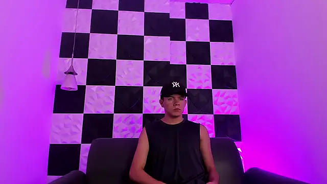 AndyFame1 online show from October 7, 2025, 6:49 pm