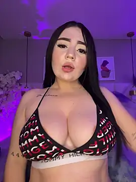 Valeria carter online show from November 19, 2025, 8:20 pm