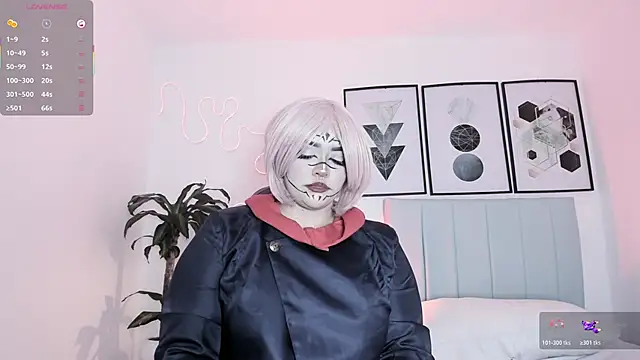 hinazuru online show from November 20, 2025, 7:02 pm