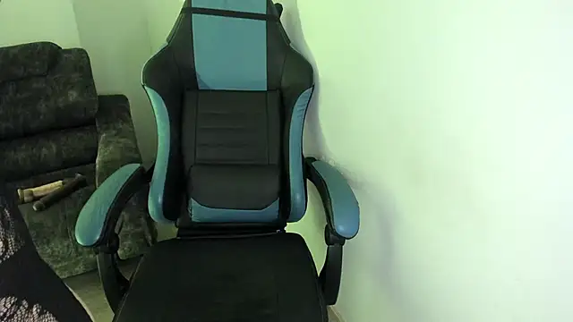 Scarbadgirl  online show from October 3, 2025, 3:36 am